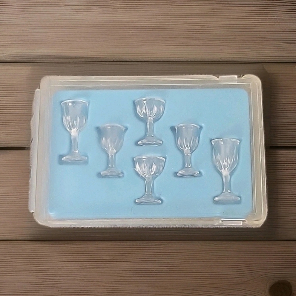 Dollhouse Miniature Chrysnbon Clear Stemware Glasses Fancy 6 Plastic Scale 1:12